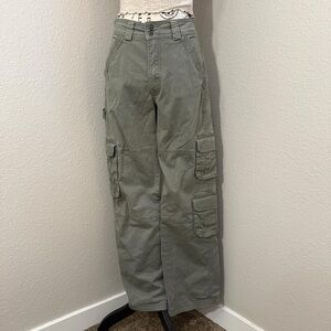 Abercrombie and Fitch Khaki Green Gorpcore Cargo Pants Women’s Size 26” 2R